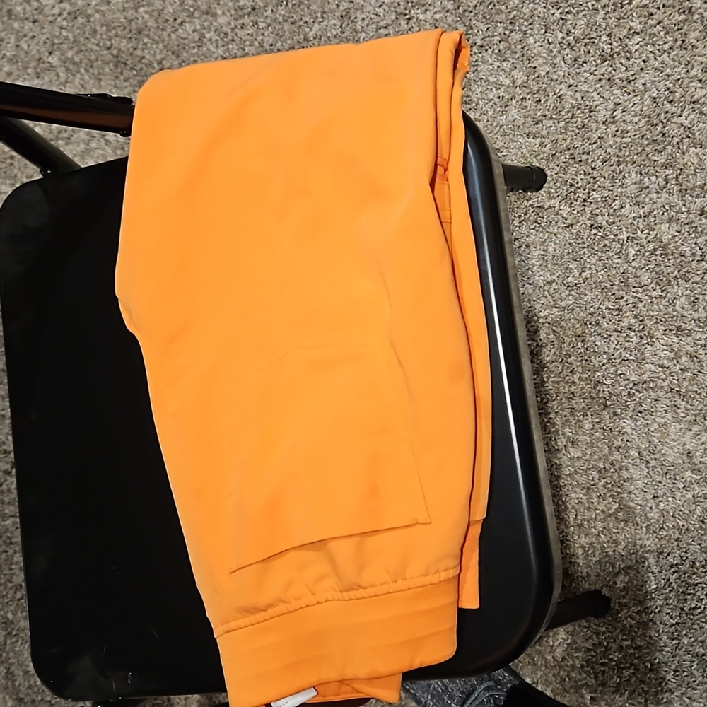 Peach figs scrub set